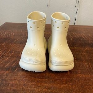 Crocs Crush Boots in Bone